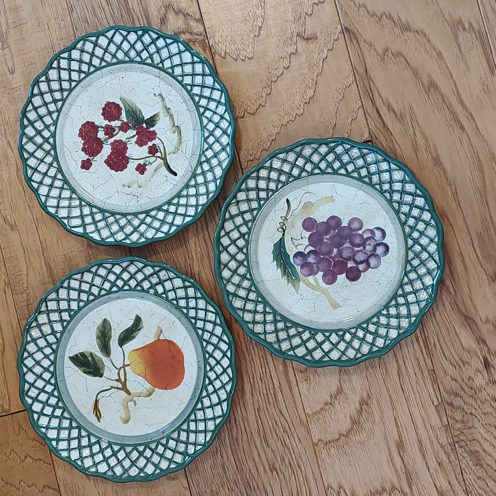 Raymond Waites Cornucopia salad plates, wall hangings, green lattice, fruit
